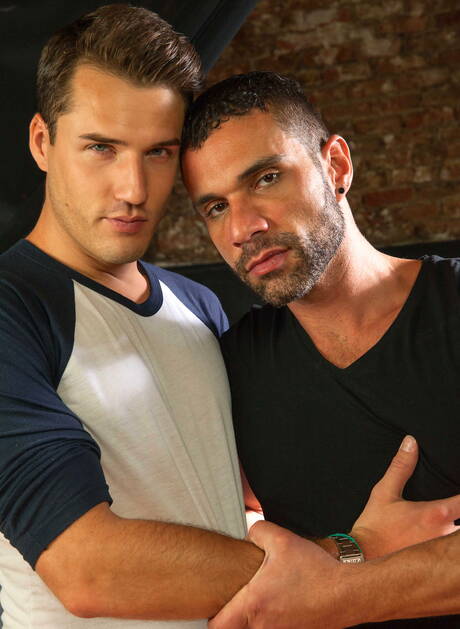 Italian bodybuilder Letterio Amadeo and french superstud Theo Ford fuck ass after sucking cock