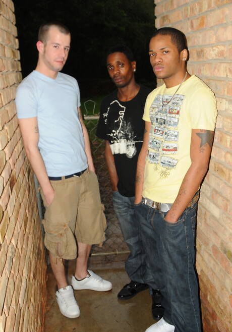 Hot guys Brendan Shaw, Johnny Boy and Seduction have a hot interracial 3some sex