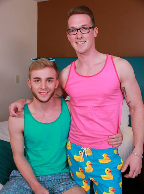 Shameless guys Kyle Ryder, Seth Stark and Jackson Cooper have a good 3some sex