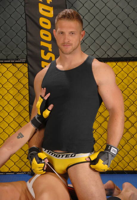 American strong bull Paul Wagner and beefy Joey Baltimore in hot ass bang