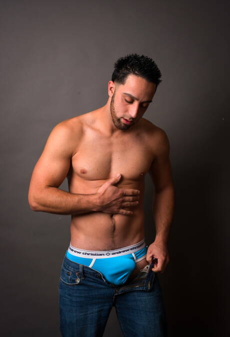 Hot american boys superstud Andrew Fitch and beefy Nick Capra teasing cock