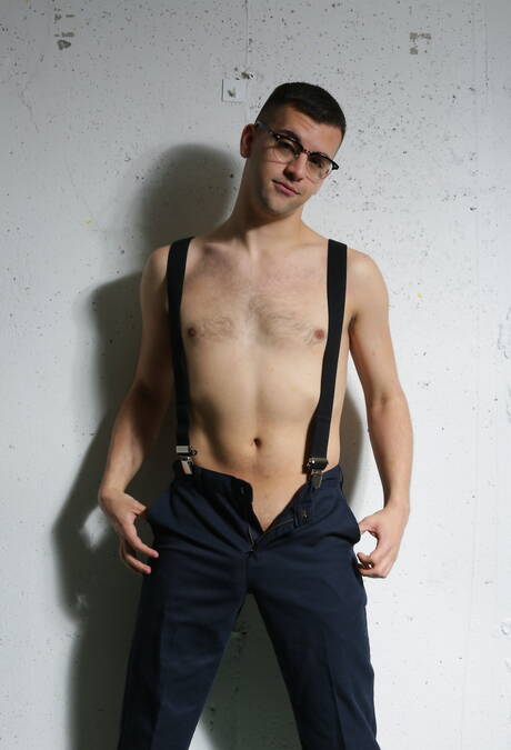 Pretty american boys beefcake Ian Levine and hunk Josh Stone posing nude and showing ass