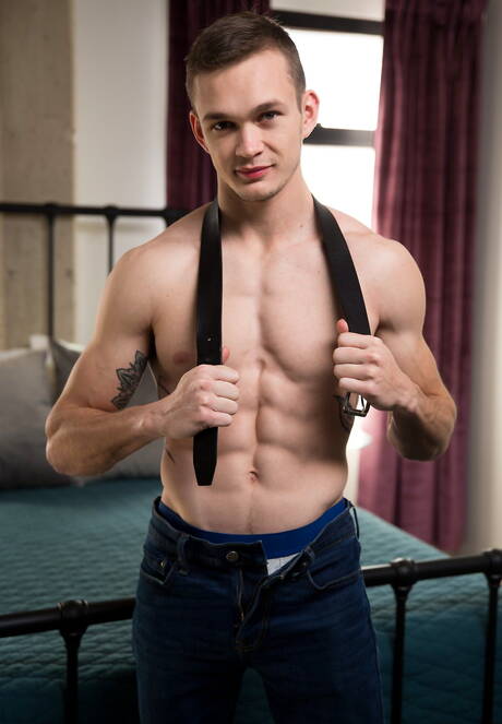 Two american boys beefcake Jackson Traynor and husky guy Spencer Laval in hot homosexual action