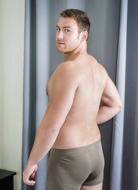 Nice american boys tough guy Connor Maguire and hunk Max Wilde in hot homosexual scene