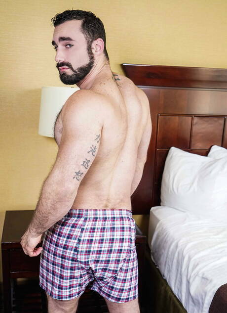 Hot american guys hot bear Jaxton Wheeler and hunk Aspen have a hot sex