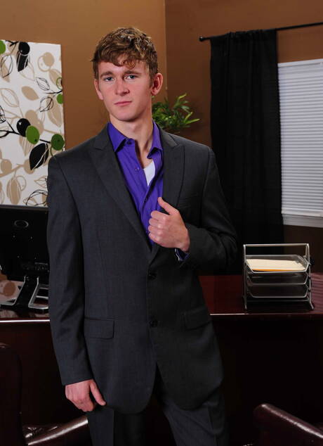 American muscular Brenden Cage and  Cole Brooks fuck ass after blowjob