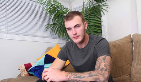 Nice american buddies hairy stud Christian Wilde and well-built James Ryder in hot ass fuck action with fisting