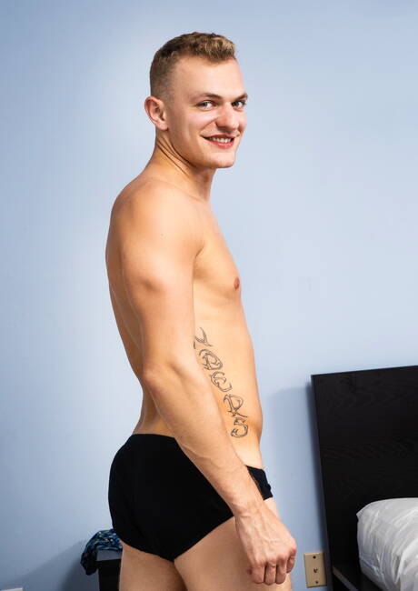 American superstud Johnny Rapid and muscular Lance Weber make a love