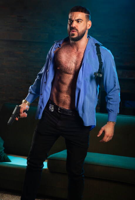 Hot american boys hairy bear Ricky Larkin and hairy stud Zario Travezz make an interracial love