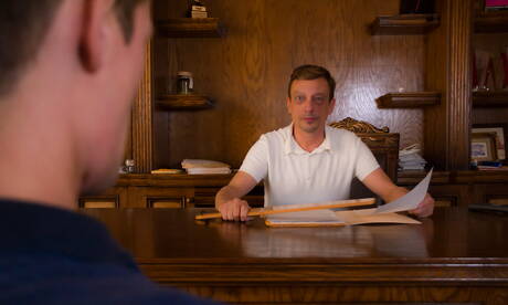 American stars young boy Trevor Harris and well-built Jeff Sterne in ass spanking scene