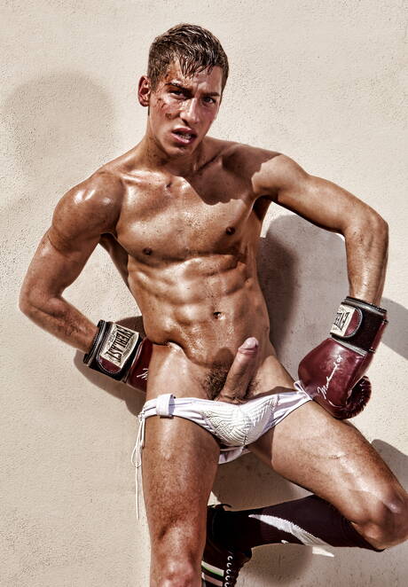 Czech beefcake Jack Harrer and hungarian beefcake Jim Kerouac posing nude and showing hot butt