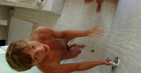 Hot czech boys husky guy Kevin Warhol and husky guy Phillipe Gaudin sucking and screwing each other in hot shower