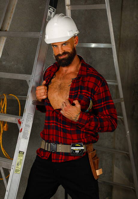 Nice american buddies hot twink Kyle Brant and bear Alpha Wolfe fuck after dick sucking