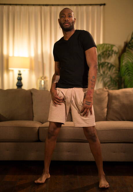 Ebony beefy August Alexander and well-built Tommy Bluezz have a good anal sex