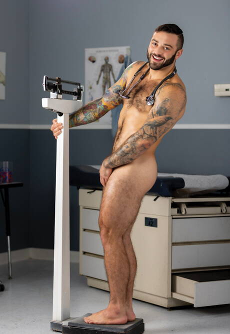 British muscular Michael Boston and  Drew Valentino have a good sex