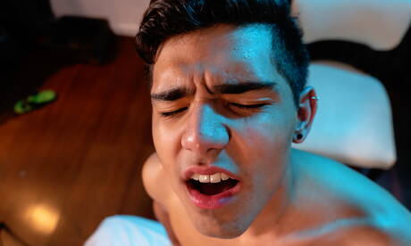 Latino hot twink Jack Moon and latin young dude Felix Harris in hot homosexual scene