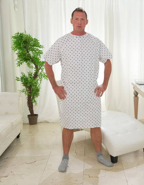 Two american guys stud Pierce Paris and husky guy Ray Diesel in black on white anal sex