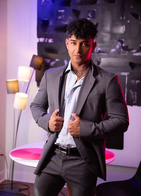 Horny trio Laura Fox, Trent King and Kenzo Alvarez in bisexual 3some fuck