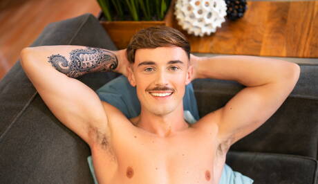 American hunky guy Manny and hunk Phoenix have a good sex