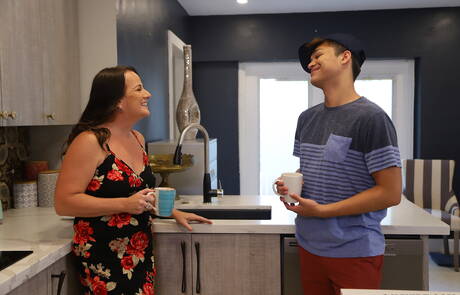 Strongman Jason Wolf and american well-built Jeremy Spreadums in hot ass bang in kitchen