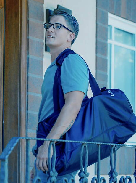 American stars beefy Brandon Anderson and hairy bear Dale Savage in hot ass bang in bathroom