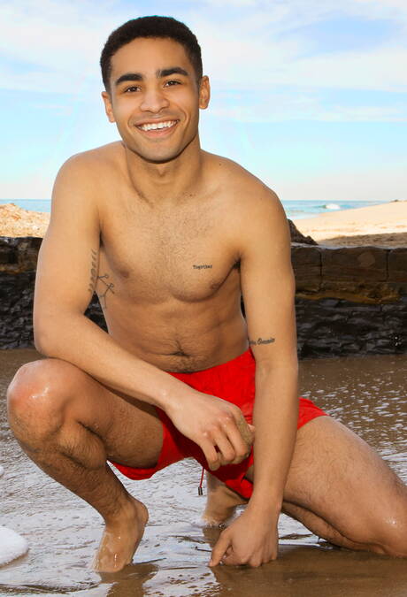 Romanian superstud Kaleb Stryker and spanish hairy stud Philip Zyos make a love on beach