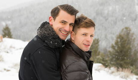 Beefy Dean and american husky guy Malcolm in hot ass fuck action outside