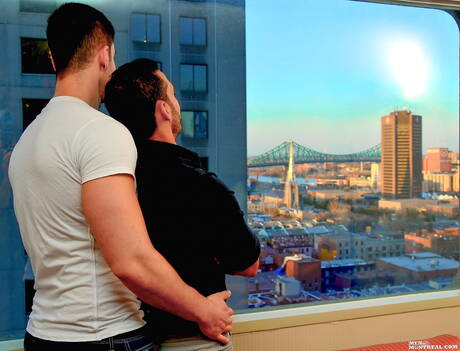 Husky guy Alexy Tyler and strongman Felix Brazeau sucking and fucking each other