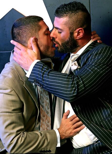 Shameless buddies Alex Marte, Axel Brooks and Scott Hunter in hard 3some sex