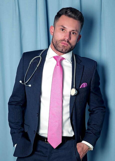 Felipe Ferro and english stud James Castle in hot homosexual action