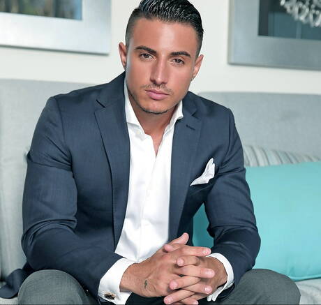 Beefy Johan Kane and beefy Klein Kerr fuck ass after blowjob