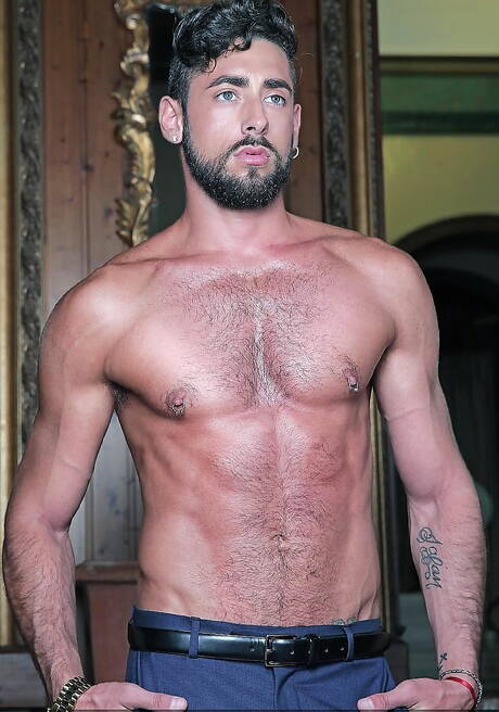 Strongman Charlie Cherry and spanish otter Massimo Piano have a good sex