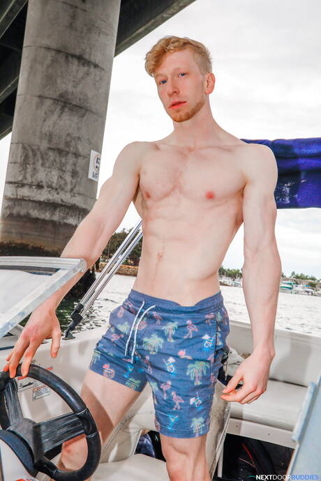 Sexy americans, beefcake Brandon Anderson and bull Jesse Stone fuck after dick sucking outdoor