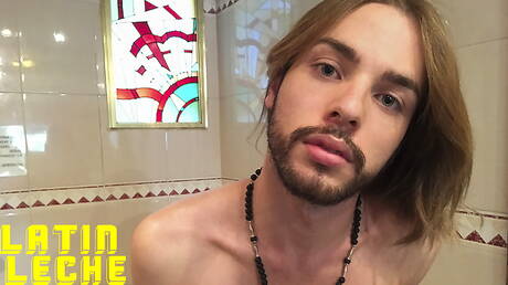 Tough guy Felix and well-built Homa in blowjob scene outdoor