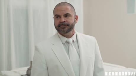 Pretty american boys husky guy Brandon Moore and gay bear Bishop Angus fuck ass after blowjob