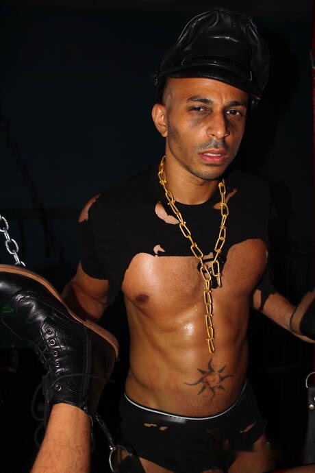 Two american boys hairy stud Zario Travezz and hunky guy David Ace have anal sex