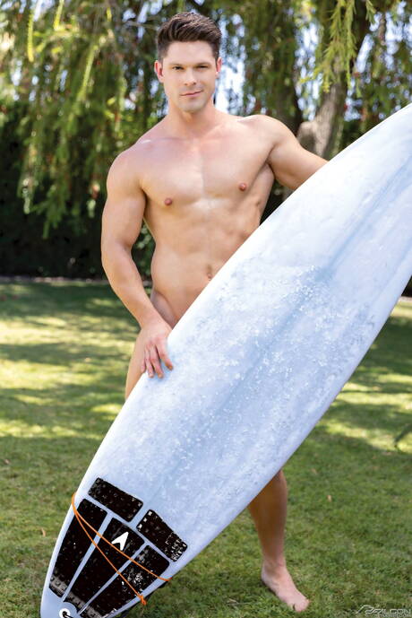 Pretty american guys strongman Devin Franco and tough guy Oliver Marks make a love outside