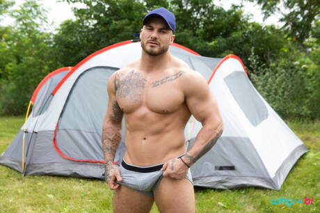 Hot trio William Seed, Enzo Muller and Laura Fox in threesome bi-fuck scene outside