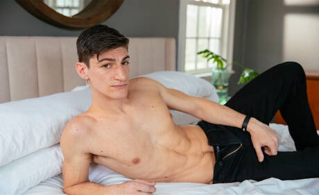 American pornstars stud Aiden Ward and young boy Nick Floyd sucking and screwing each other