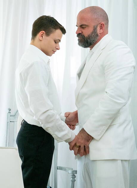 Two american boys young dude Austin Young and bear Bishop Angus fuck ass after sucking cock