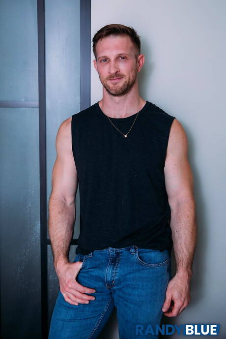 Two american boys superstud Jordan Starr and bull Paul Wagner fuck ass after sucking dick