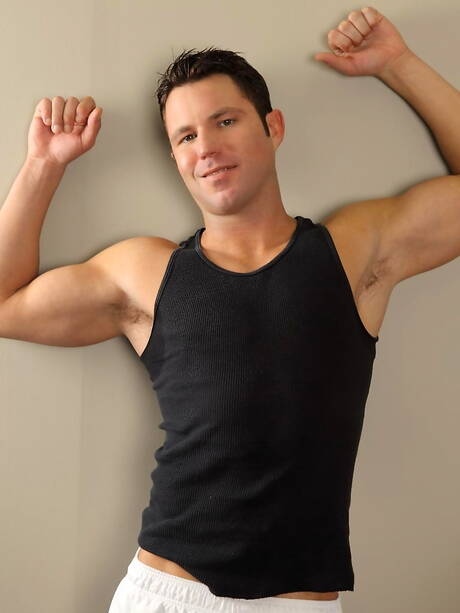 Curtis Mccoy and american beefcake Travis James in interracial cock sucking scene