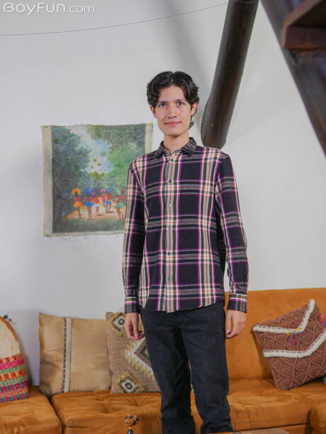 Latin hot twink Danny Collins posing naked