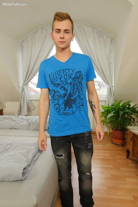 Young David Mannix shows a beautiful body